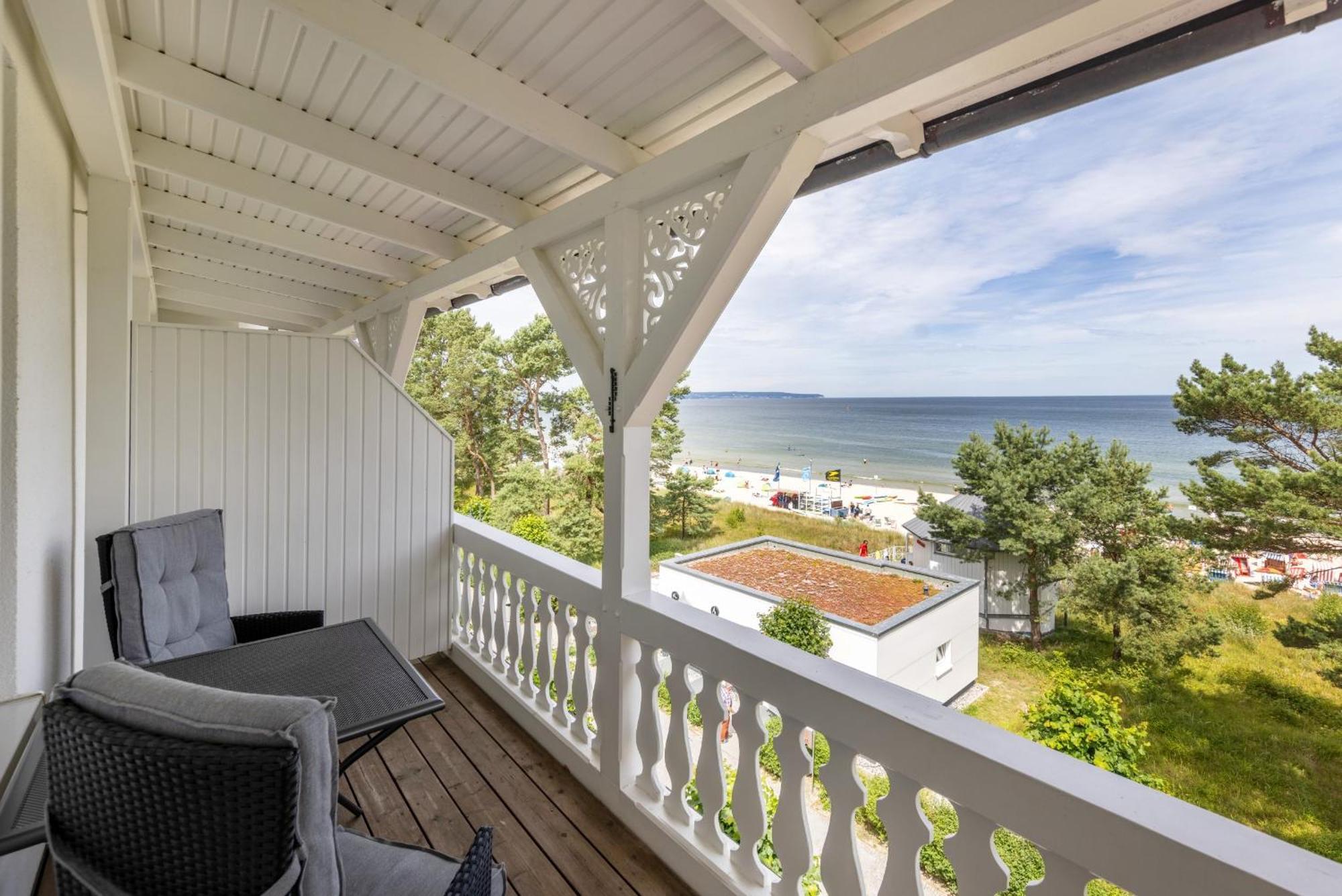Strandhotel Zur Promenade 3*
