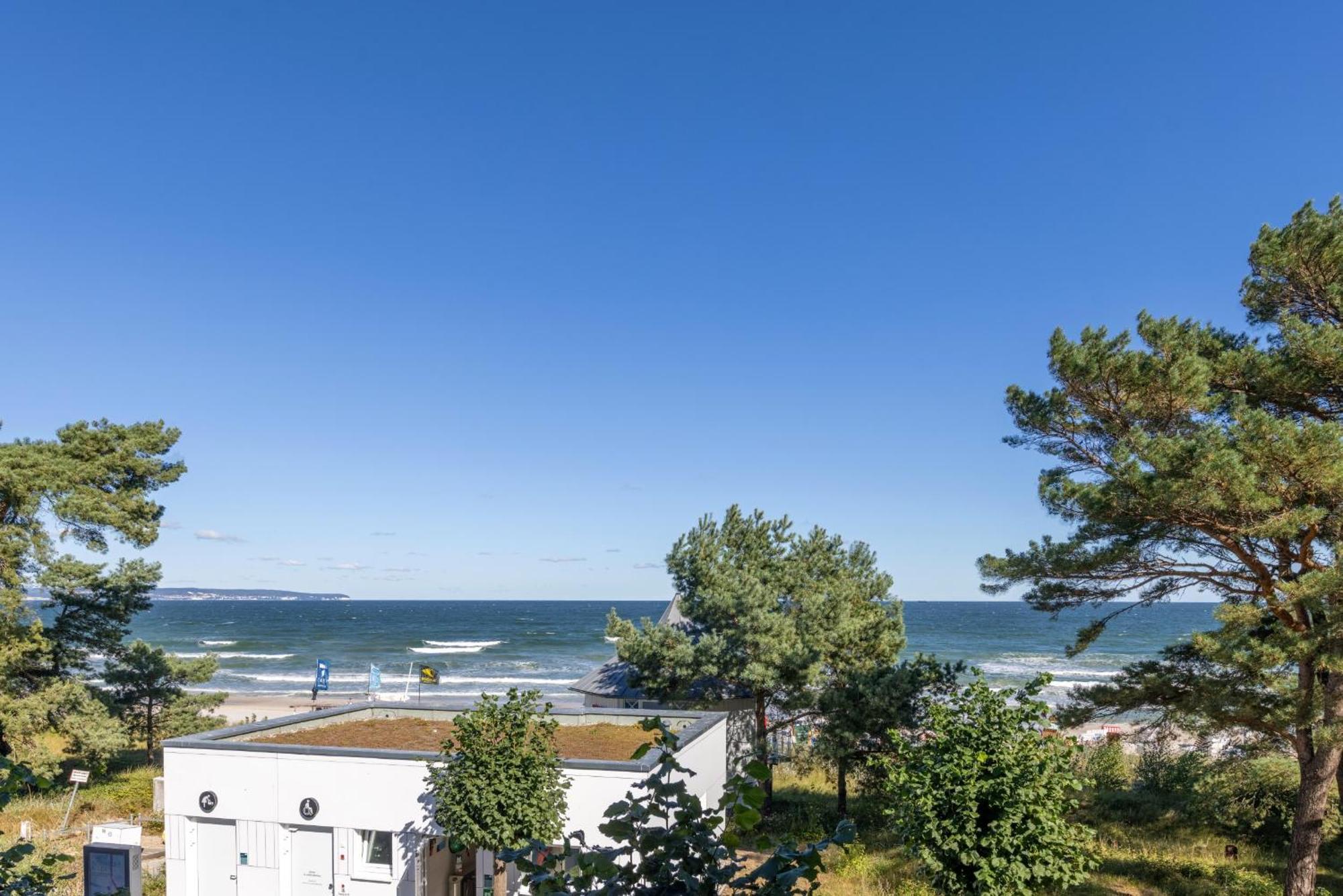 Strandhotel Zur Promenade 3*