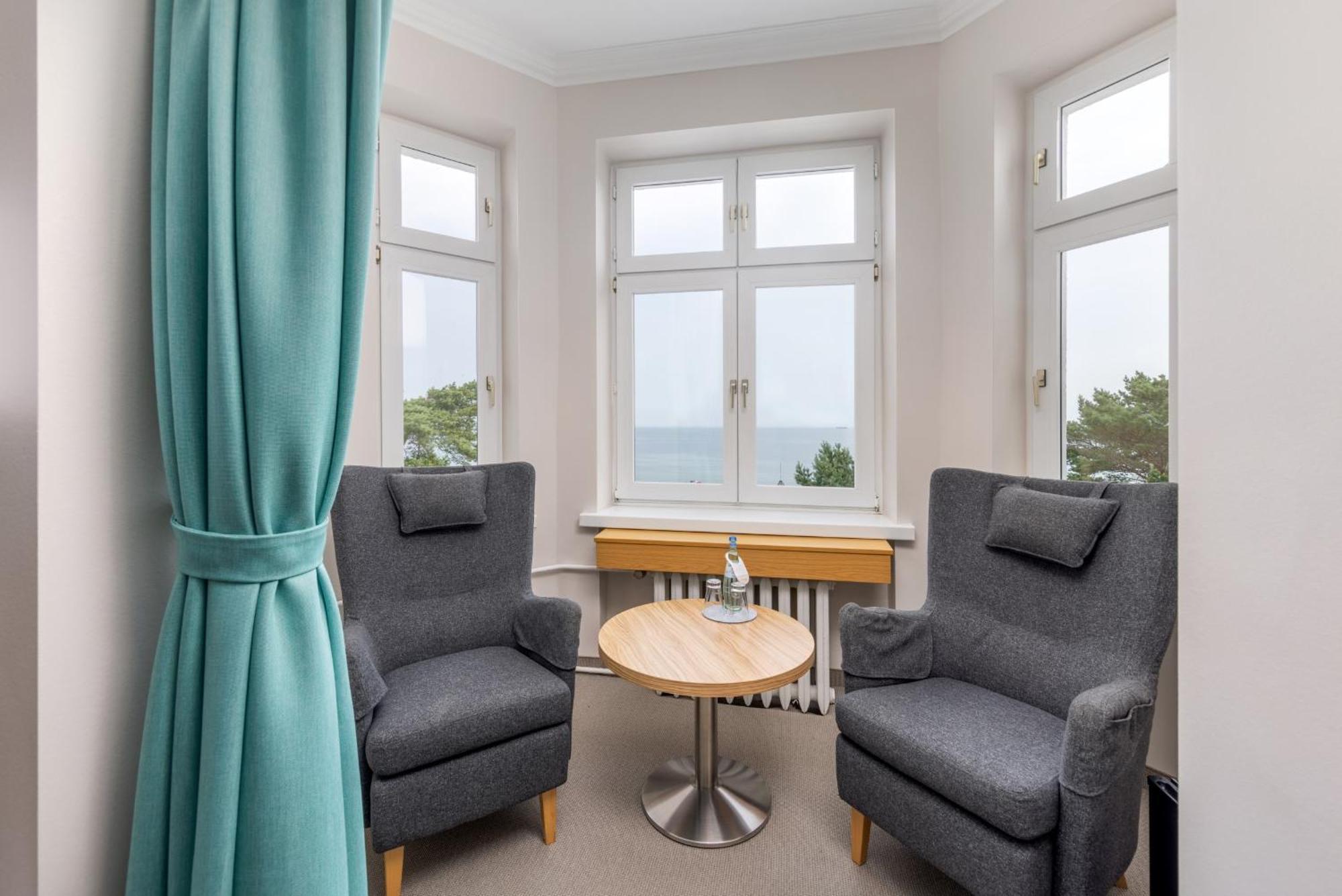 Strandhotel Zur Promenade Hotel 3*
