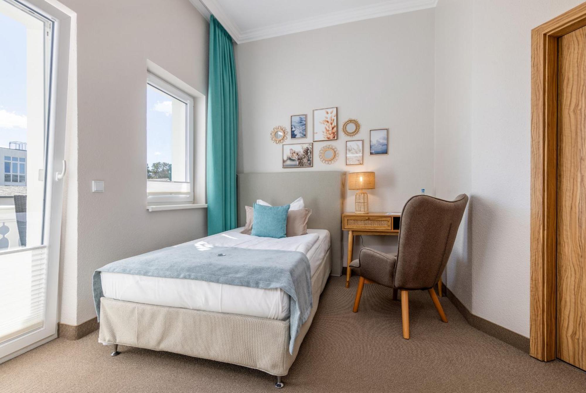 Strandhotel Zur Promenade Hotel 3*