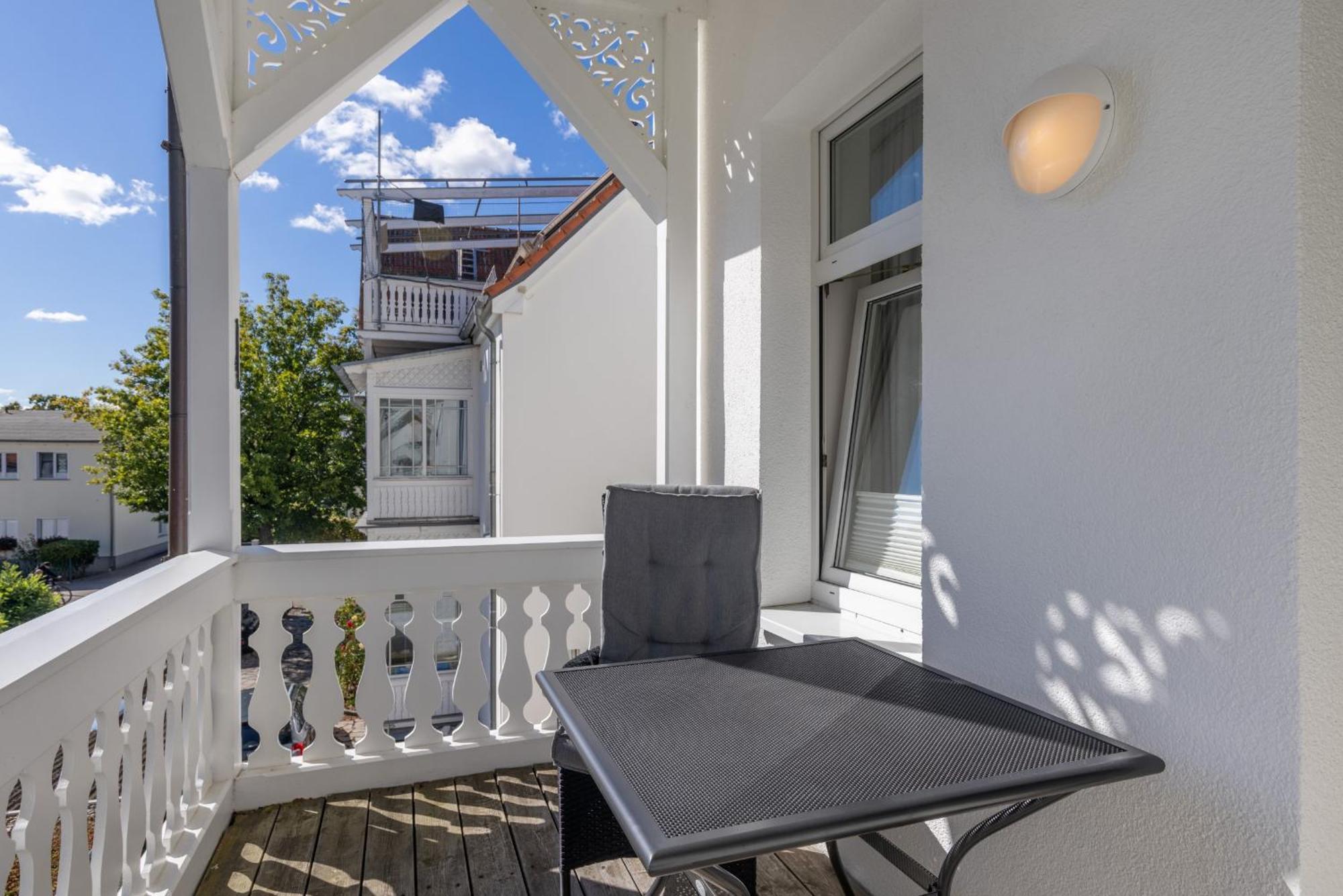 Strandhotel Zur Promenade Hotel 3*