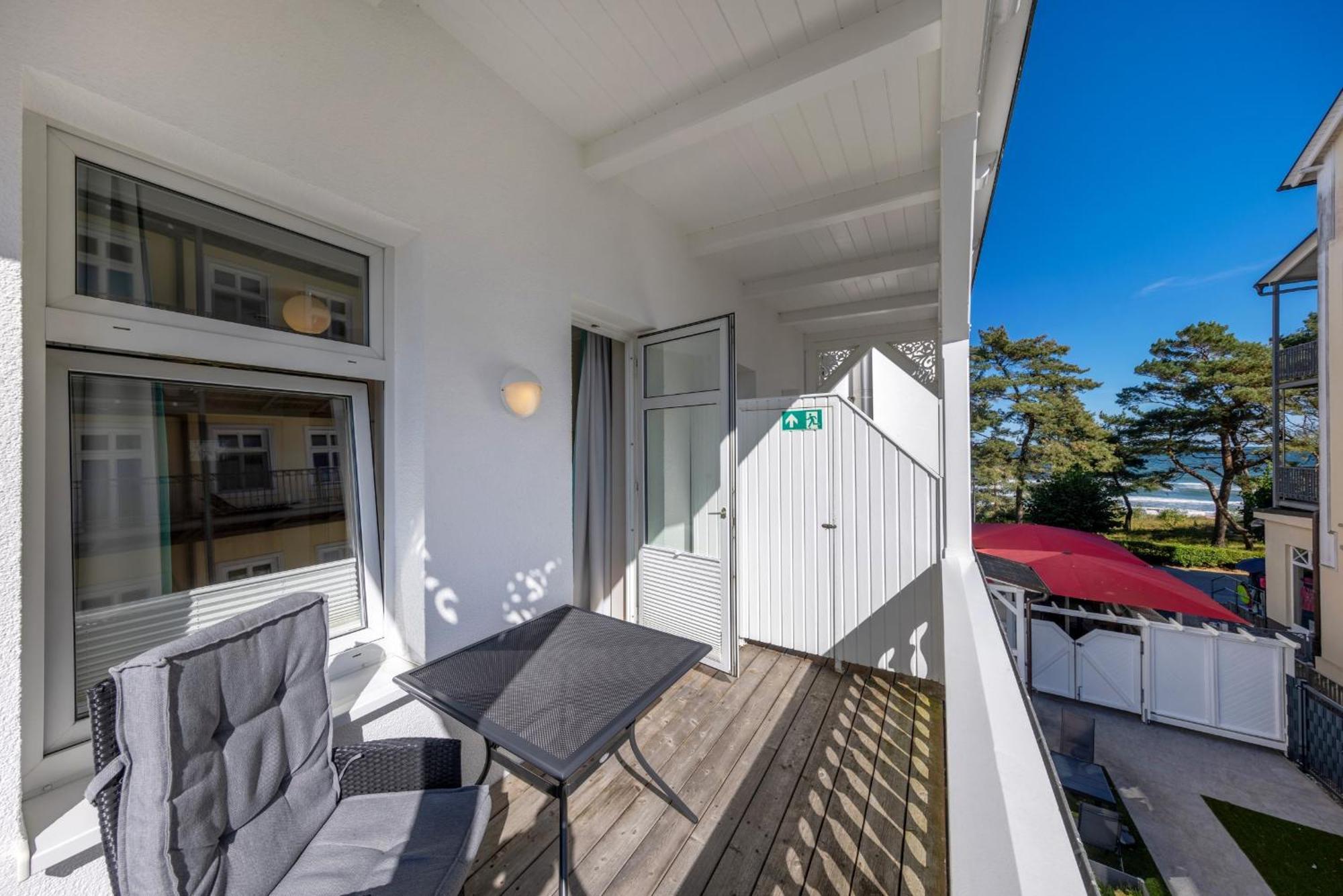 Strandhotel Zur Promenade Hotel 3*